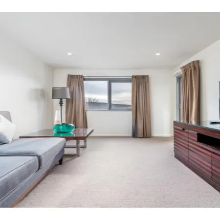 아파트 Apartment With One Bedroom, Wi-Fi, And Air Conditioning 올비아