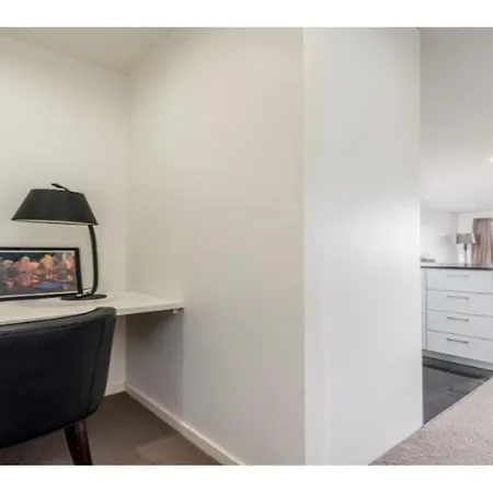 Apartment With One Bedroom, Wi-Fi, And Air Conditioning * オルビア